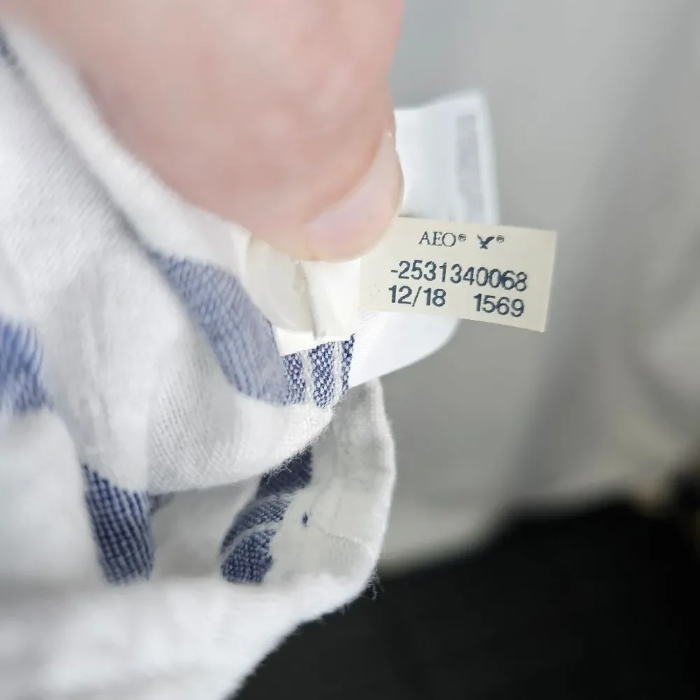 American Eagle Outfitters White and Blue Striped Cotton Button Down Shirt XXL